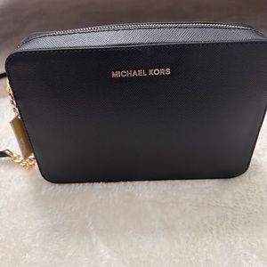 Michael Kors Leather Jet Set East West Crossbody